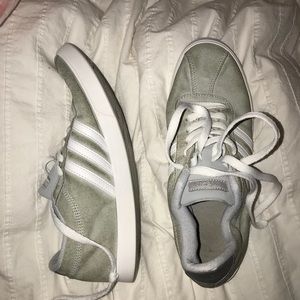 Adidas kicks